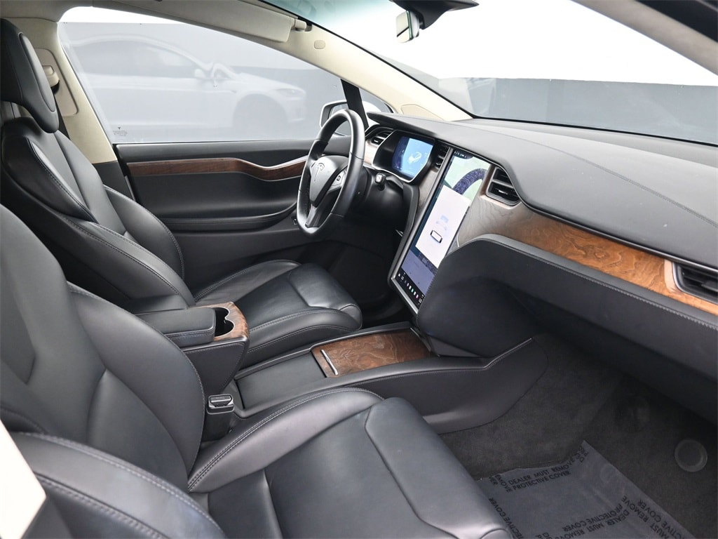 Used 2018 Tesla Model X 100D with VIN 5YJXCBE23JF135682 for sale in Miami, FL