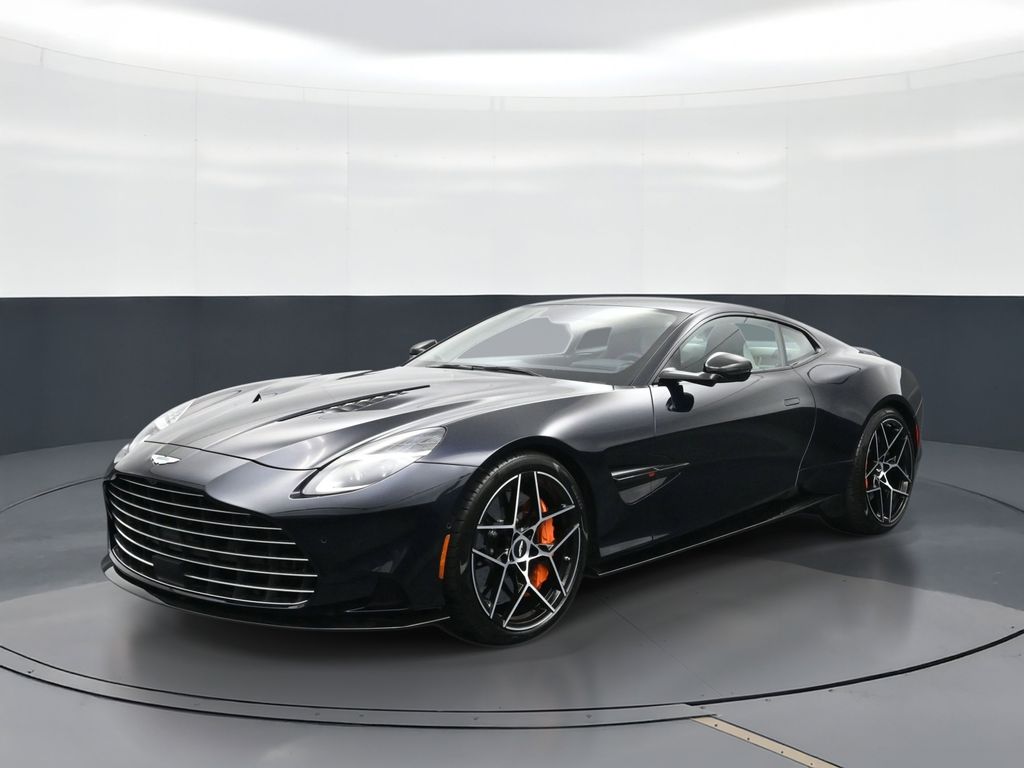 2025 Aston Martin Vanquish Coupe's photo
