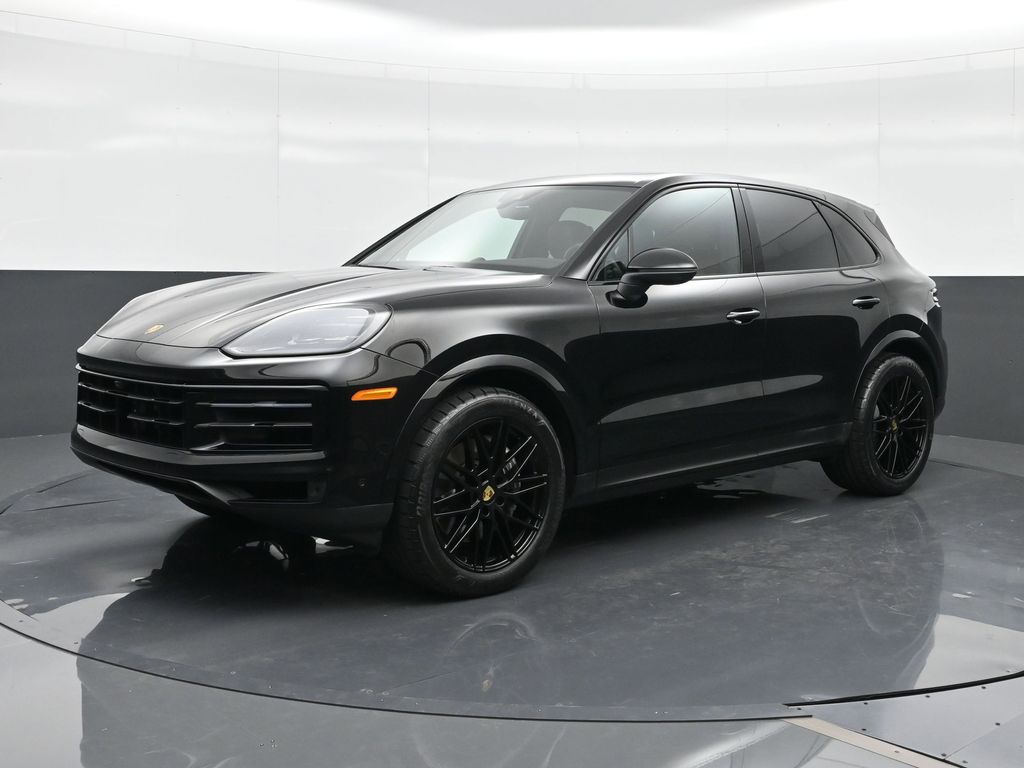2024 Porsche Cayenne -'s photo
