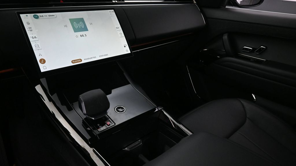 2024 Land Rover Range Rover Sport SE - Photo 8