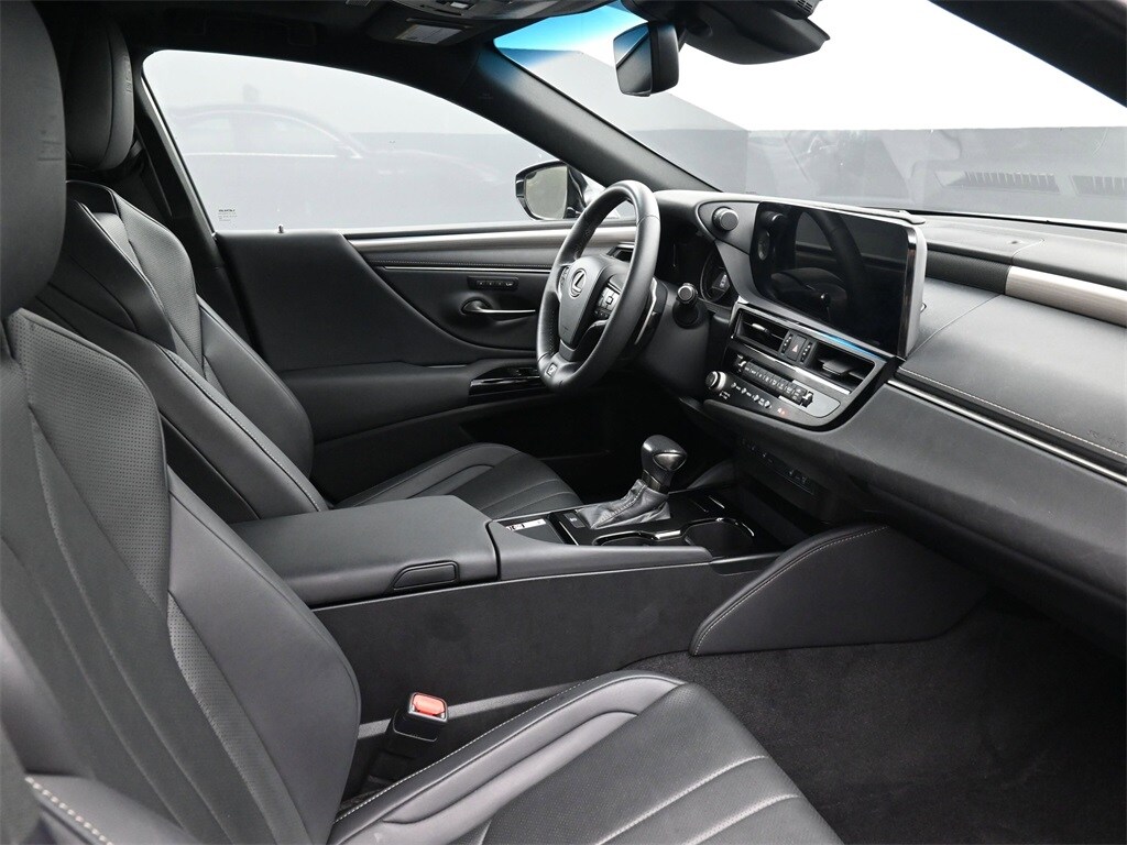 2023 Lexus ES 350 F SPORT photo 3
