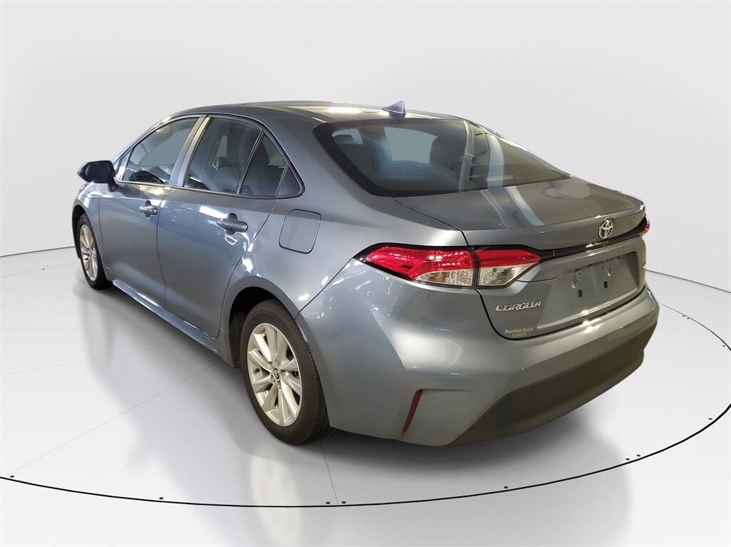 2024 Toyota Corolla LE photo 4