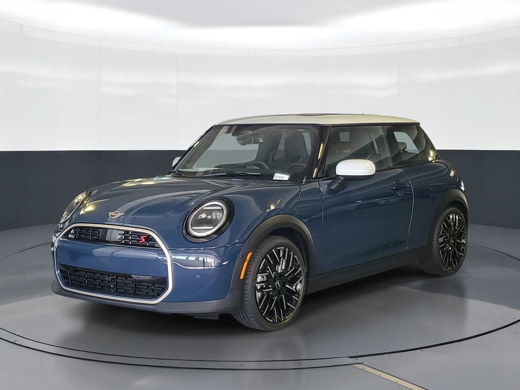 2026 MINI Hardtop Cooper S Signature's photo