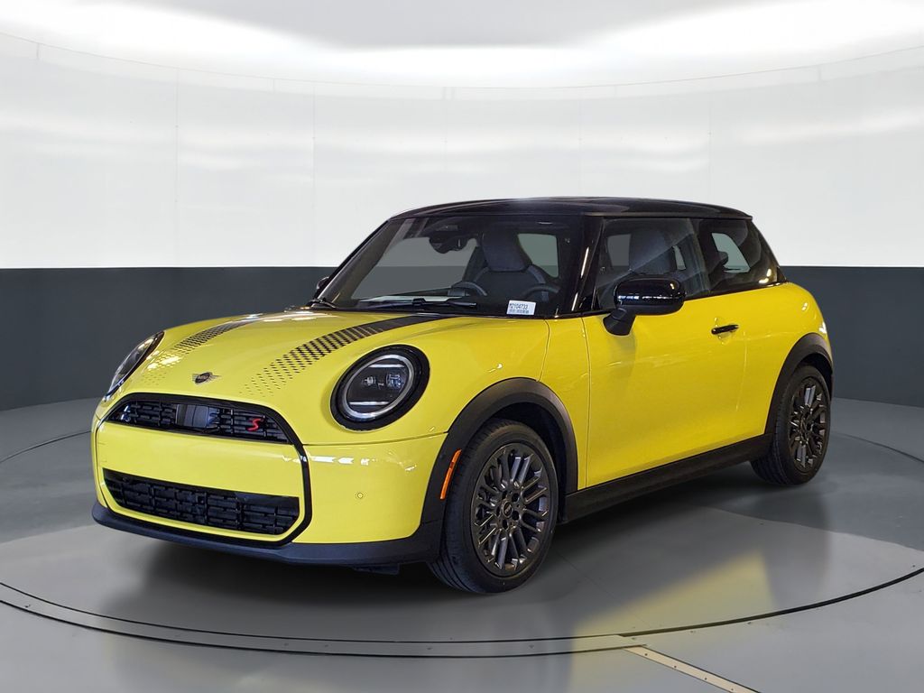 2026 MINI Hardtop Cooper S Signature's photo