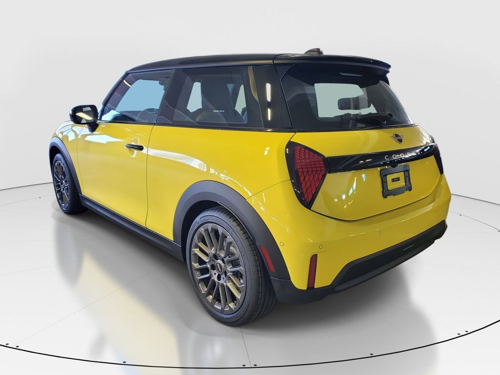 New 2026 MINI 2 Door Signature Plus Hatchback