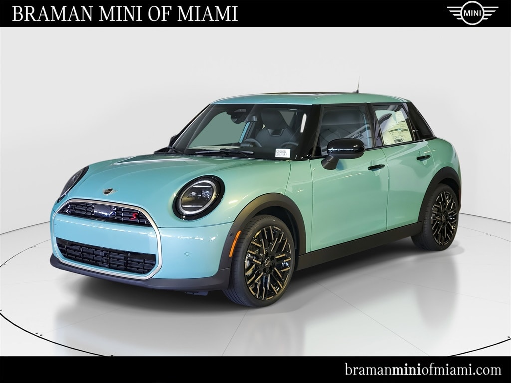 2026 MINI Hardtop S's photo