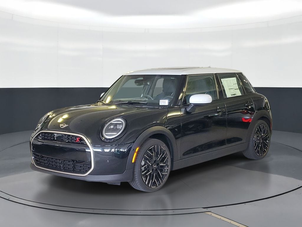 2026 MINI Hardtop Cooper S Signature's photo