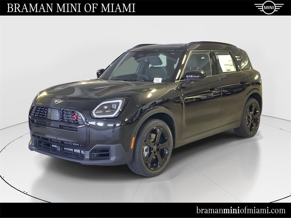 New 2026 MINI Countryman Signature Plus SUV