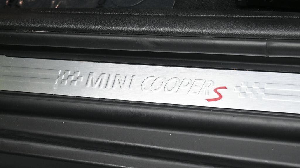 2023 MINI Hardtop 4 Door S - Photo 20