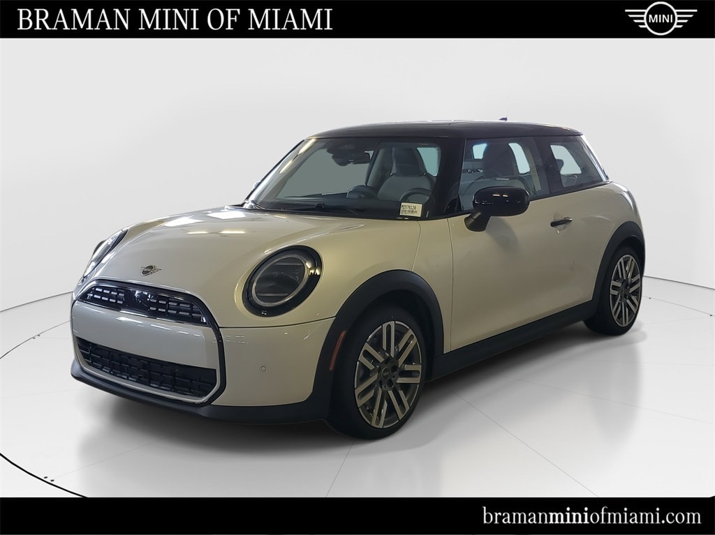 2026 MINI Hardtop 2 Door's photo