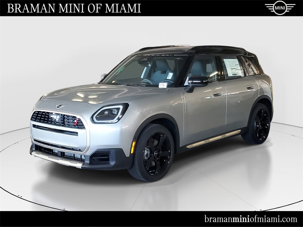 2026 MINI Countryman S's photo