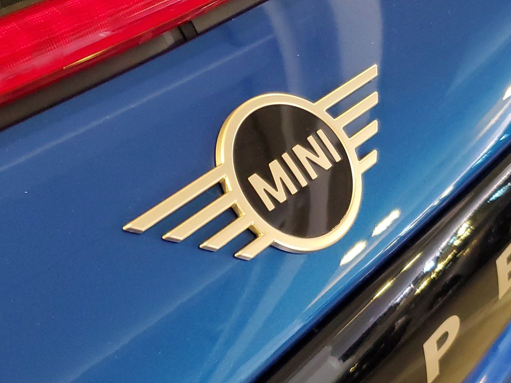 2026 MINI Convertible Base - Photo 6
