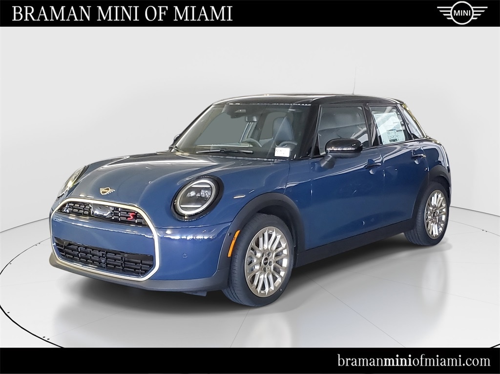 2026 MINI Hardtop S's photo
