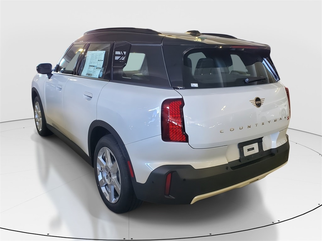 New 2026 MINI Countryman Signature Plus SUV