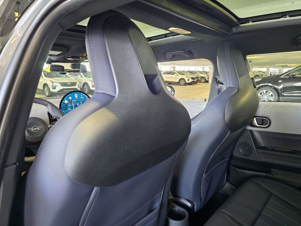 2025 MINI Hardtop 4 Door S - Photo 11