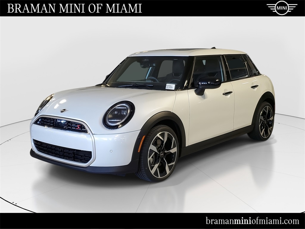 2026 MINI Hardtop 4 Door S's photo