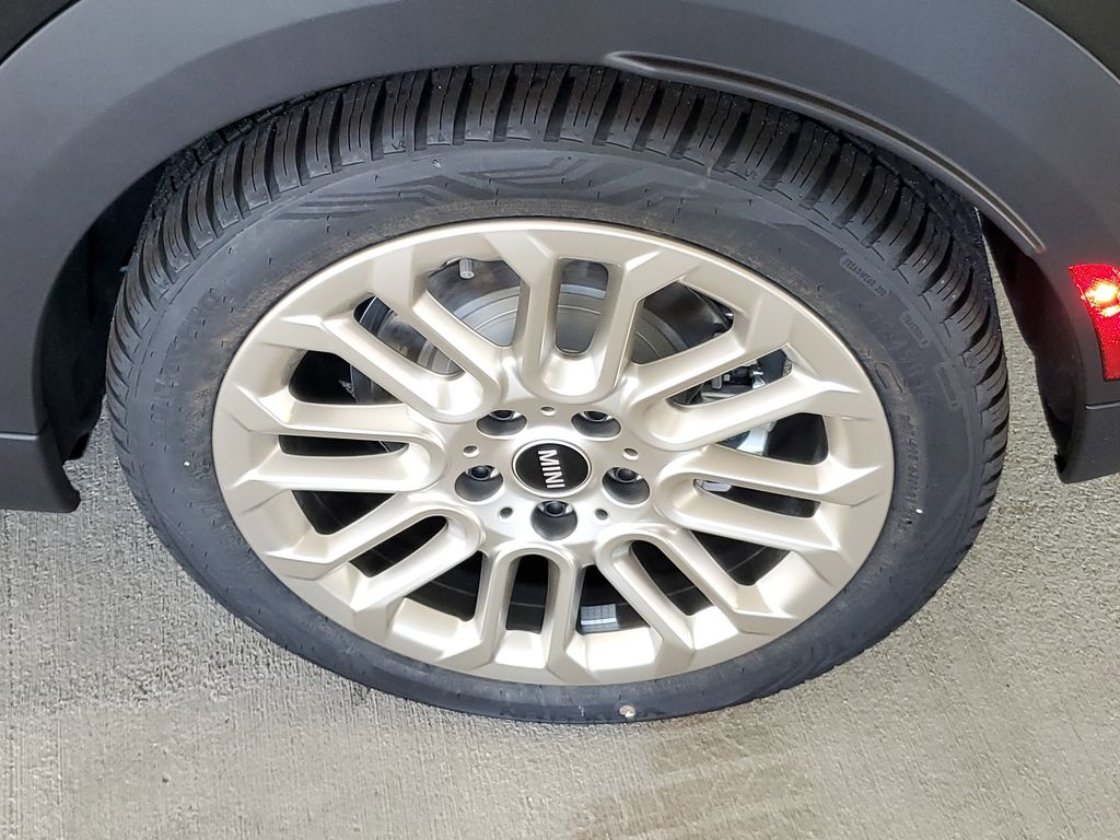 2026 MINI Hardtop 2 Door - Photo 5