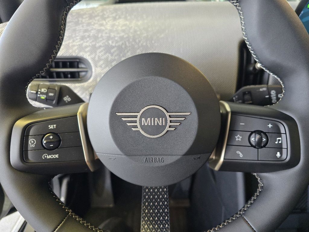 2025 MINI Hardtop 4 Door S - Photo 18