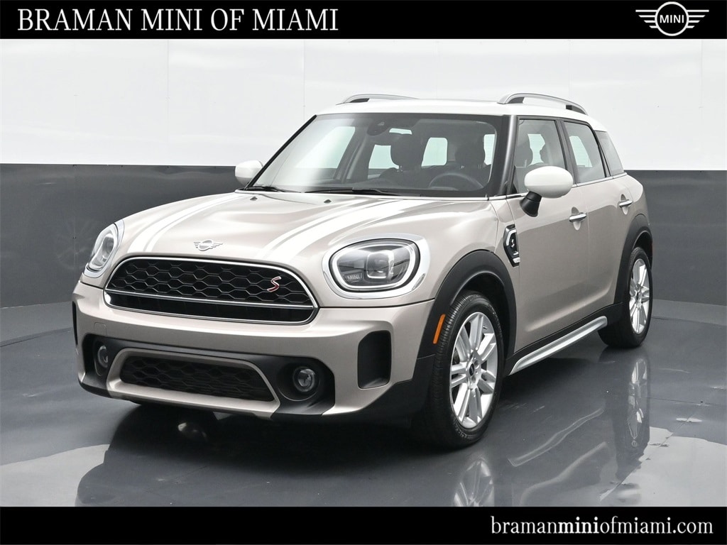 2023 MINI Countryman S's photo