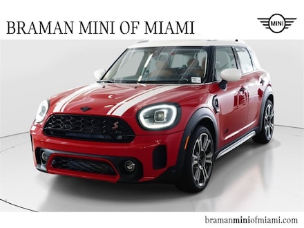 2024 MINI Countryman Iconic SUV