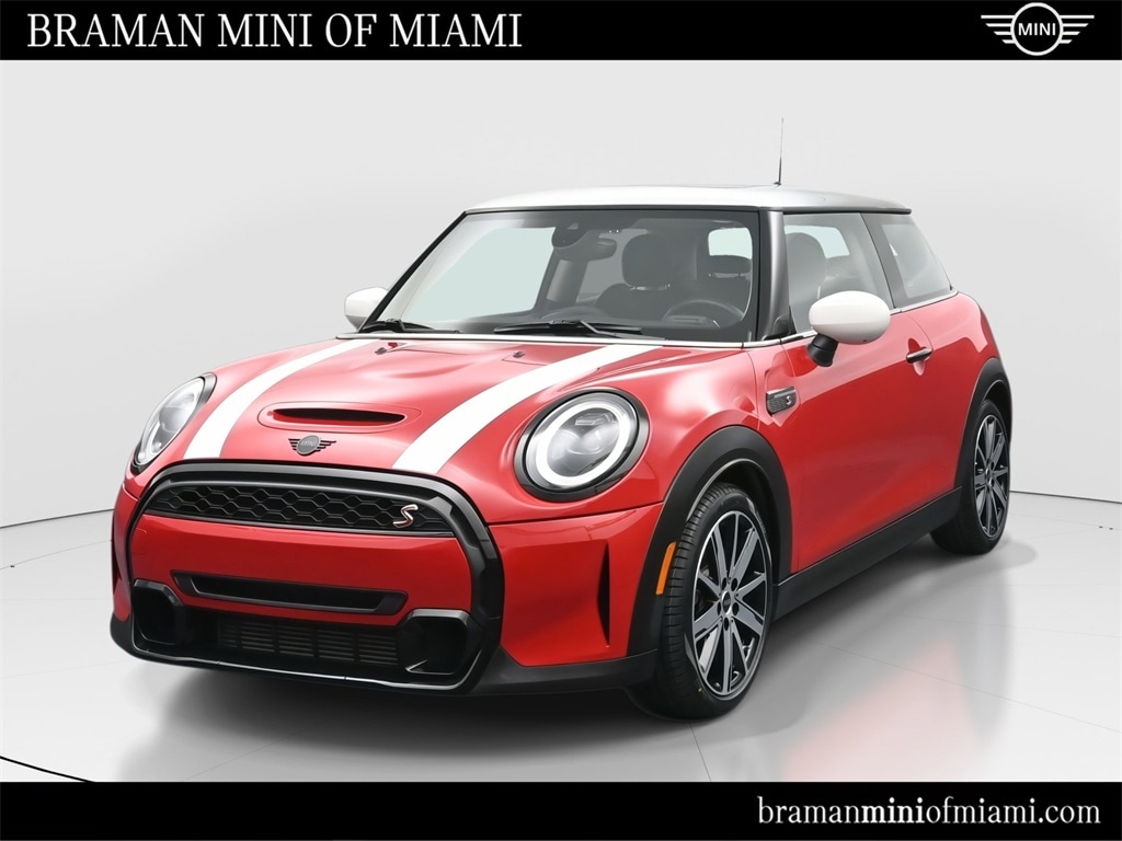 2023 MINI 3 Door