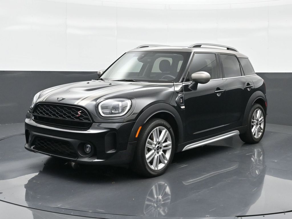 2024 MINI Countryman Cooper S's photo