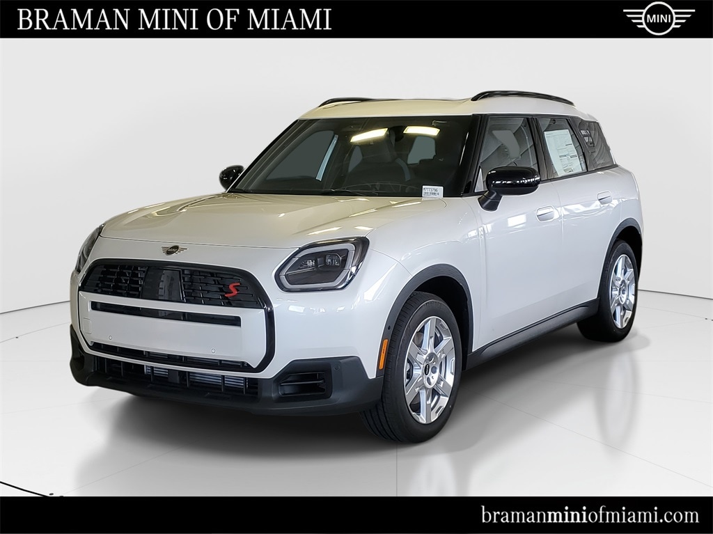 2025 MINI Countryman Signature Plus