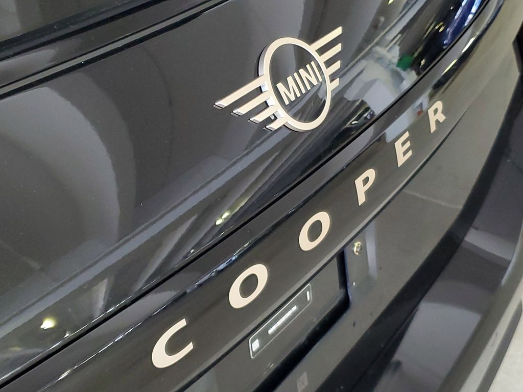 2026 MINI Hardtop 2 Door - Photo 6