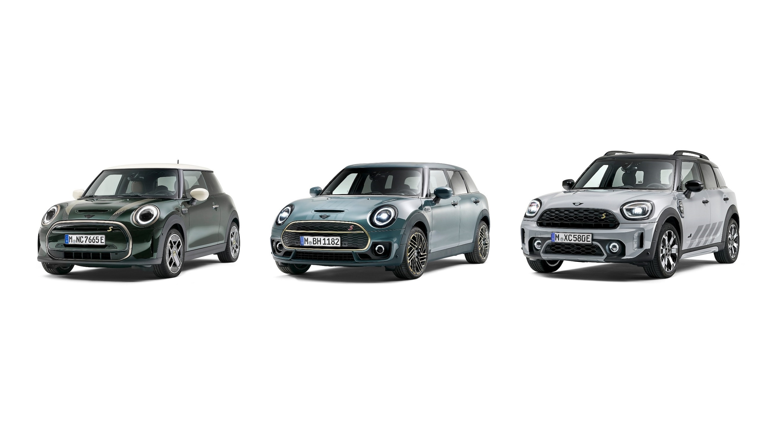 Ready for new adventures: Individual accessories for the MINI Cooper S  Countryman ALL4 in the Untamed Edition.