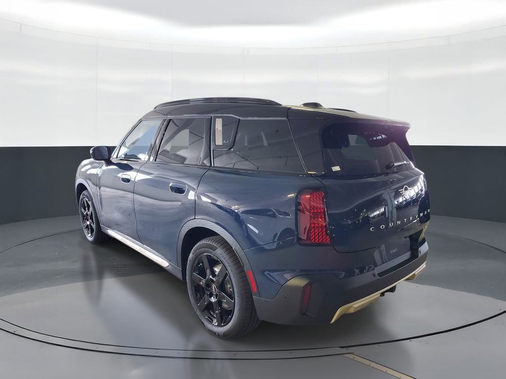 New 2026 MINI Countryman Signature Plus SUV