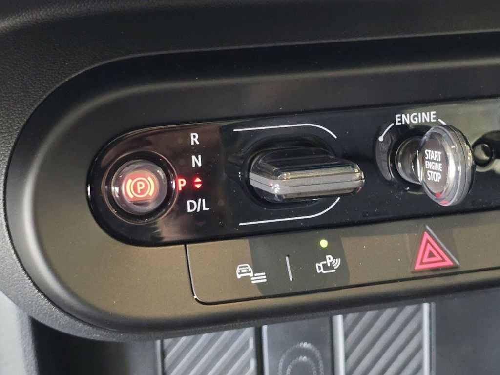 2025 MINI Hardtop 4 Door S - Photo 17