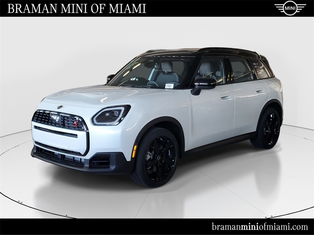 2026 MINI Countryman S's photo