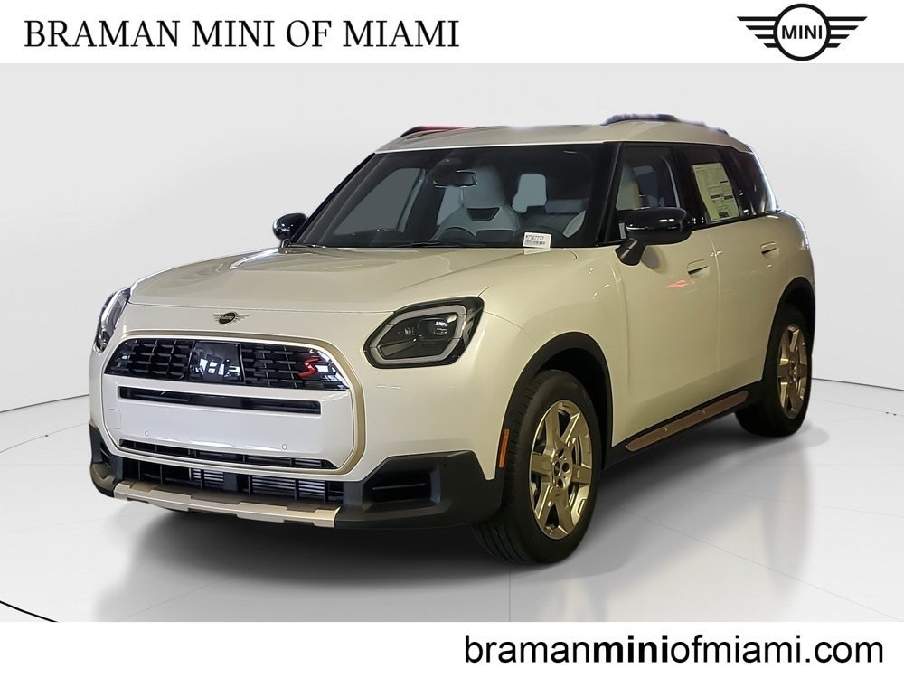 2025 MINI Countryman Signature Plus