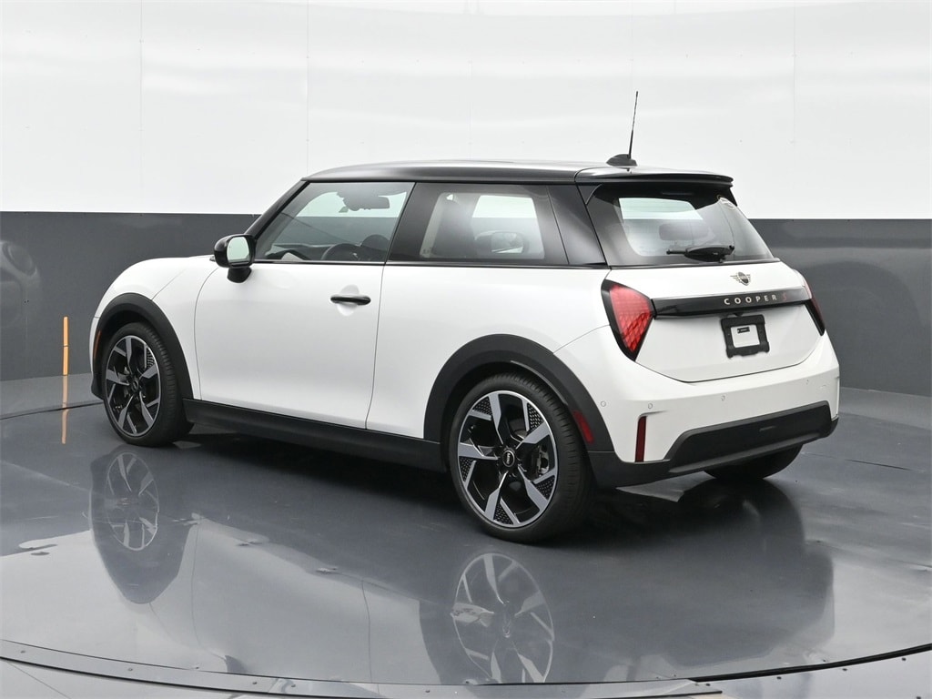 Used 2025 MINI Hardtop 2 Door S with VIN WMW23GD03S2W17884 for sale in Miami, FL