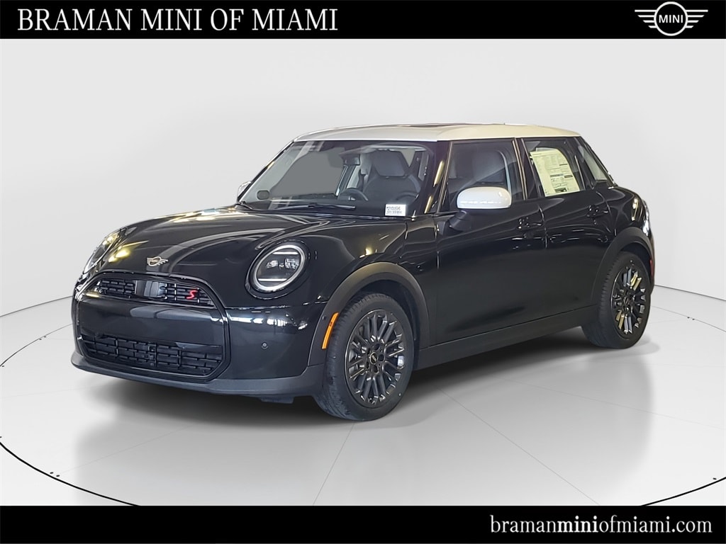 2026 MINI Hardtop 4 Door S's photo