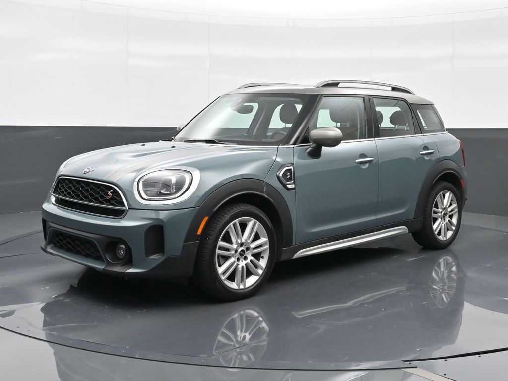 2024 MINI Countryman Cooper S's photo