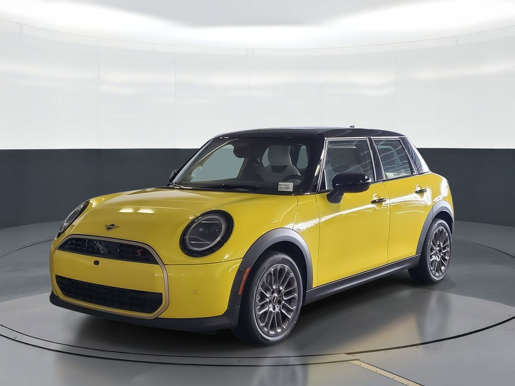 2026 MINI Hardtop Cooper S's photo