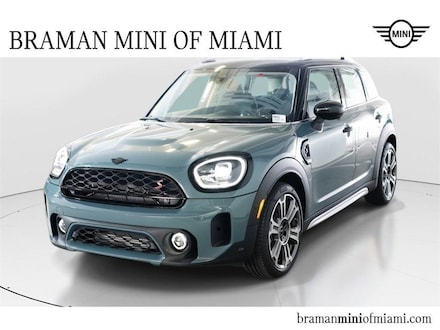 2024 MINI Countryman Iconic SUV