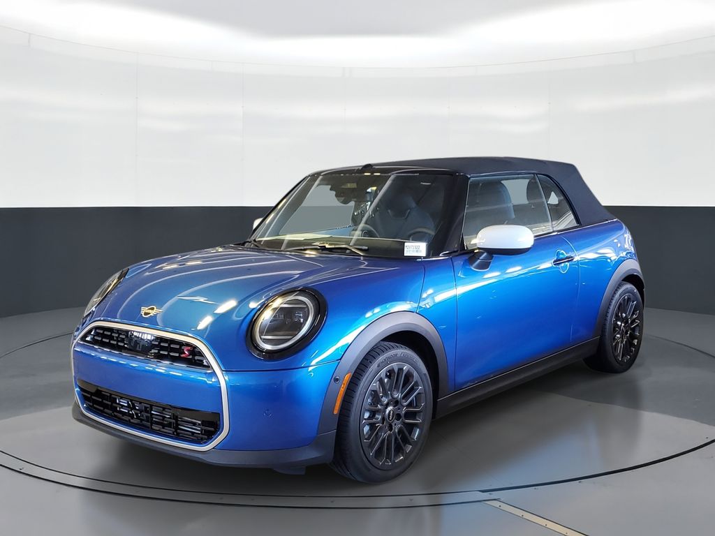 2026 MINI Convertible Cooper S Signature's photo