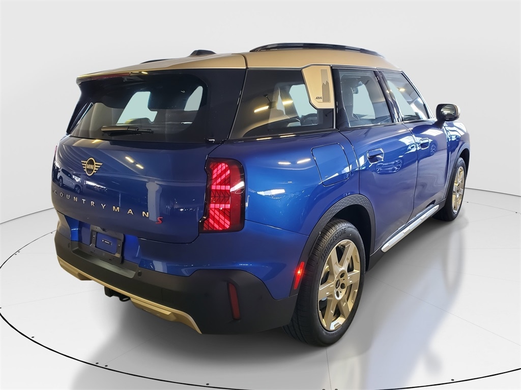 New 2026 MINI Countryman Signature Plus SUV