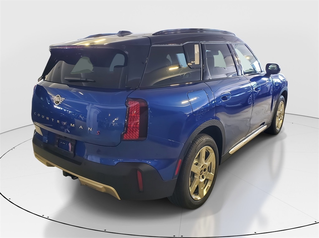 New 2026 MINI Countryman Iconic SUV