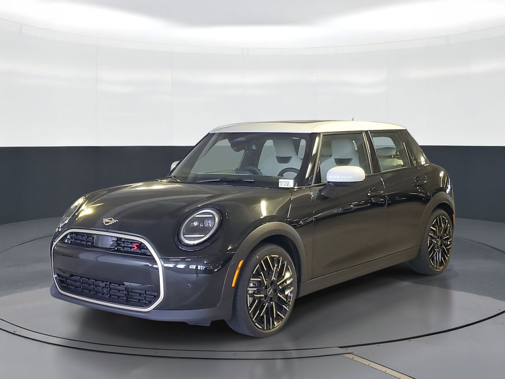 2026 MINI Hardtop Cooper S Signature's photo