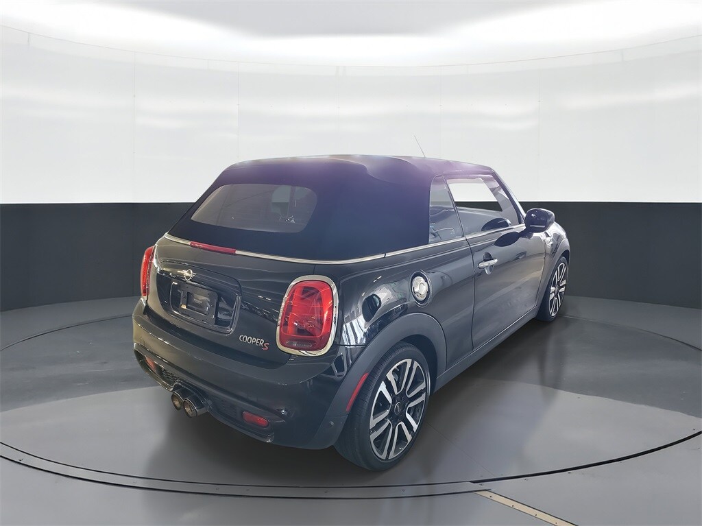 2021 Mini Cooper Convertible S photo 3