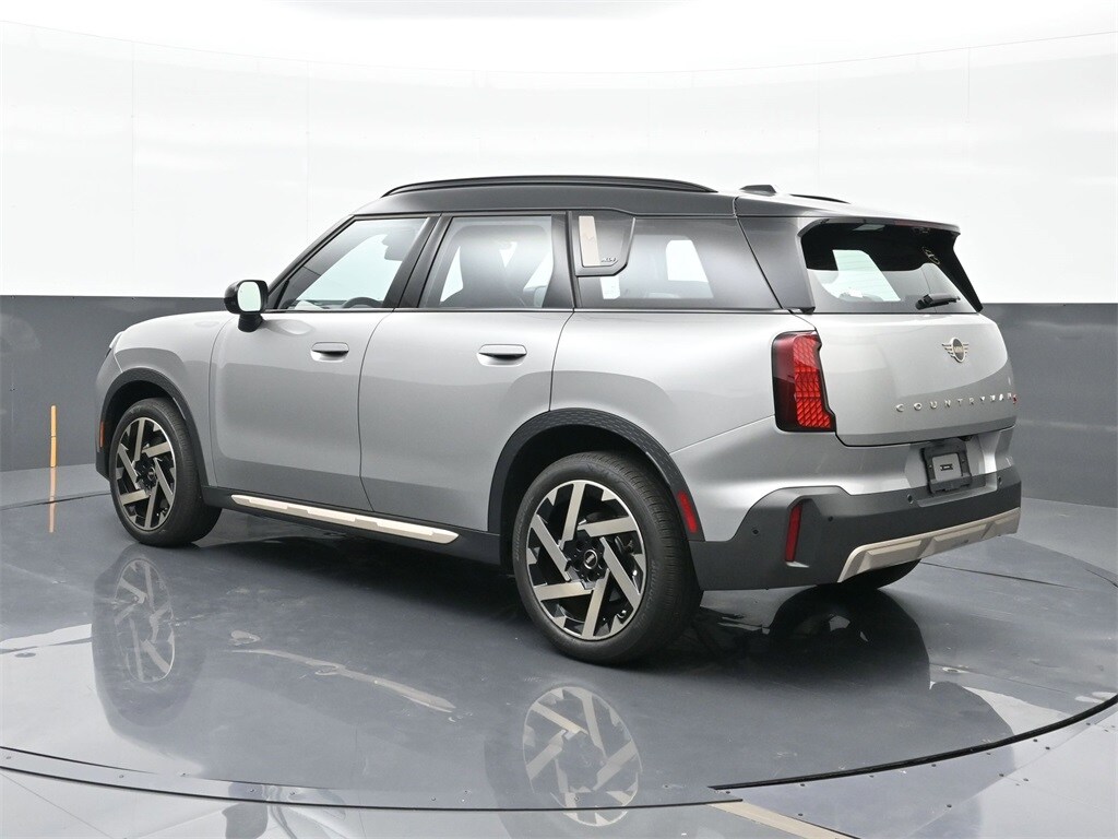 2025 Mini Cooper Base photo 2