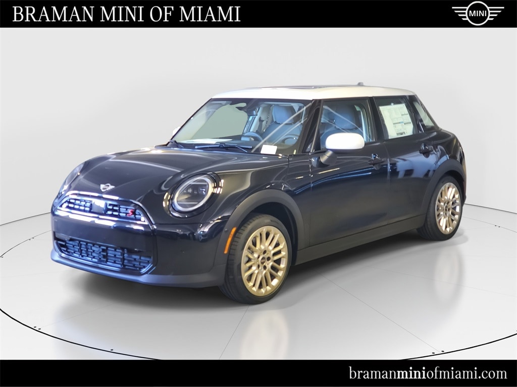 2026 MINI Hardtop S's photo
