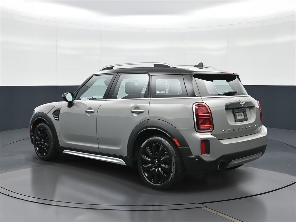 2022 Mini Countryman Oxford Edition photo 2