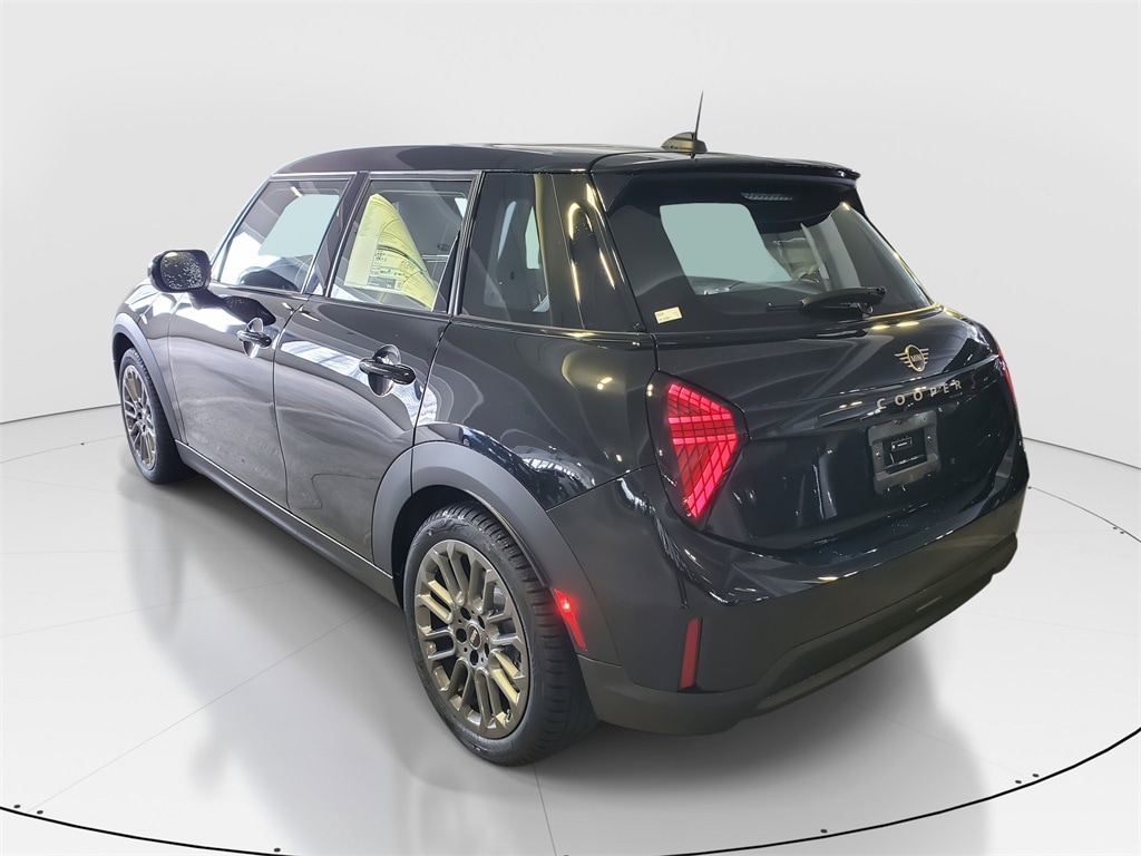 New 2026 MINI 4 Door Signature Plus Hatchback