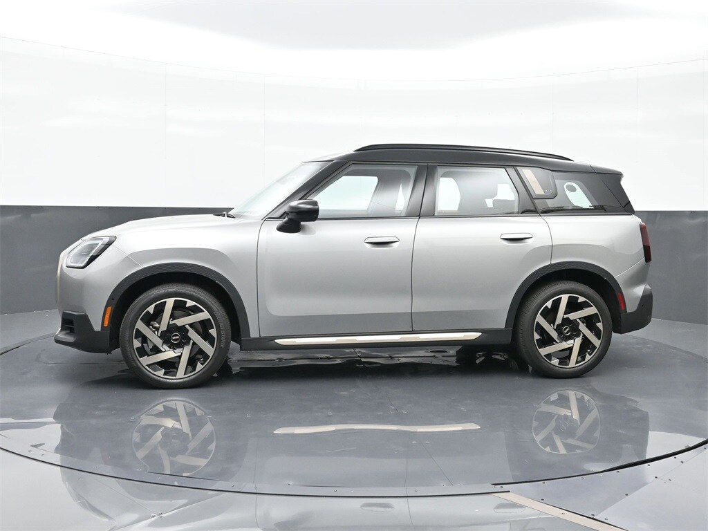 2025 Mini Cooper Base photo 3