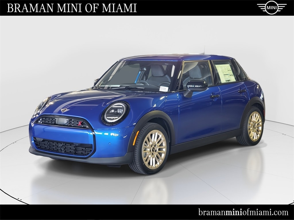2026 MINI Hardtop S's photo