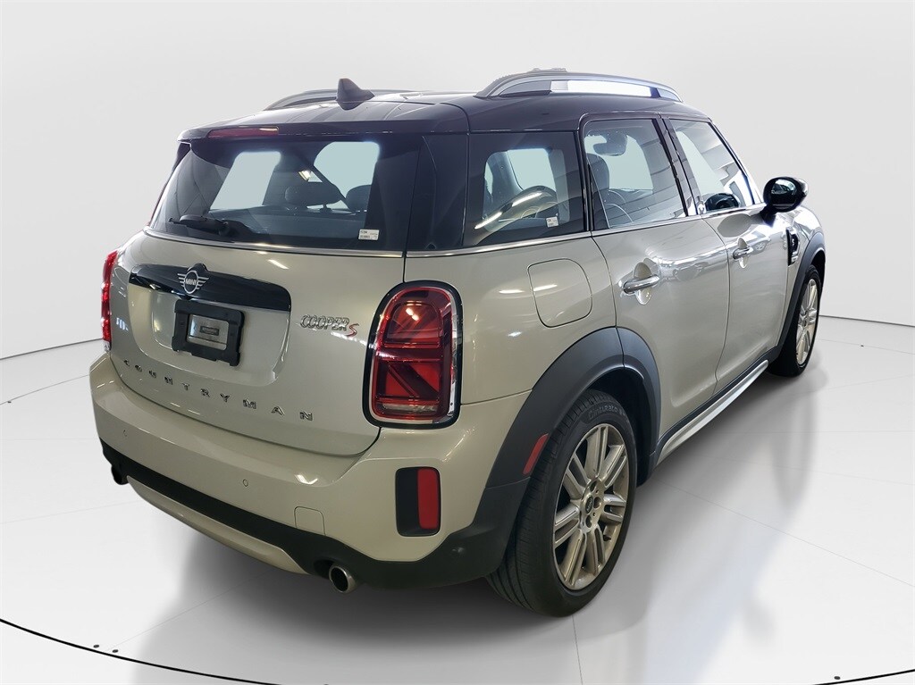 2023 Mini Cooper Signature photo 3